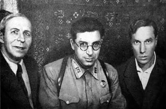 Асеев, Пастернак и Сельвинский. Чистополь 1942 год